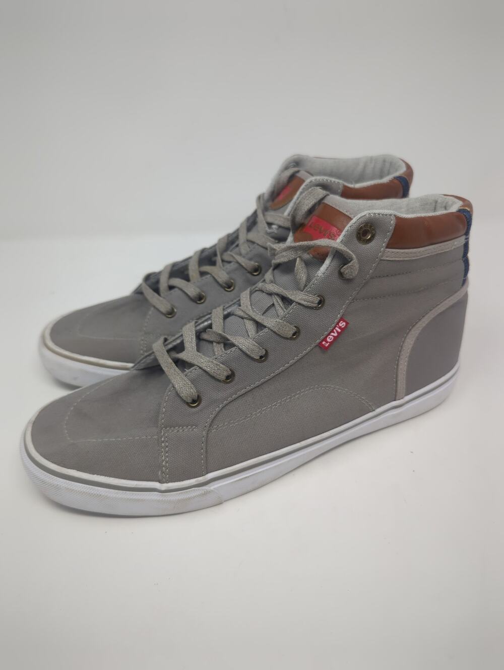 LEVI’S High Top Lace Mens Sneakers Khaki Color Size 10.5